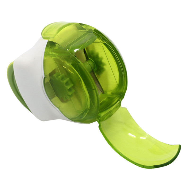Mini Rolling Garlic Grinder - Plastic Garlic Chopper & Ginger Crusher | Novelty Kitchen Gadget"