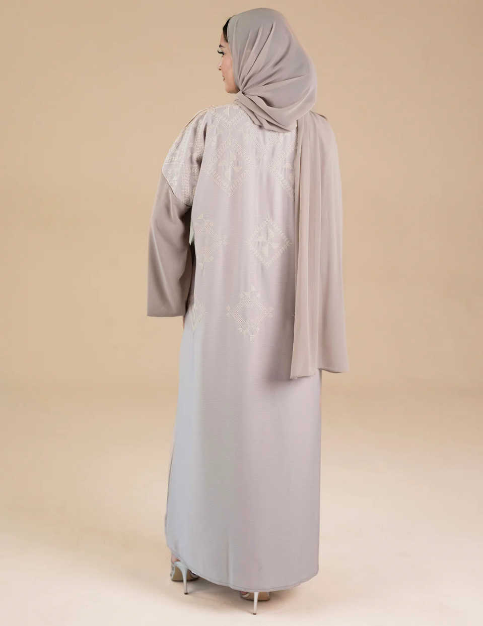 Beige Open Fair isle Inspired 'Seher' Abaya