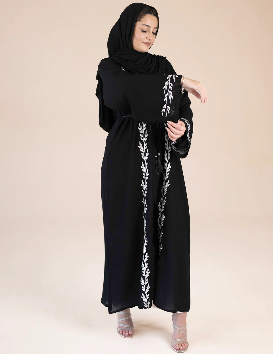 Hania Black Embroidered Abaya
