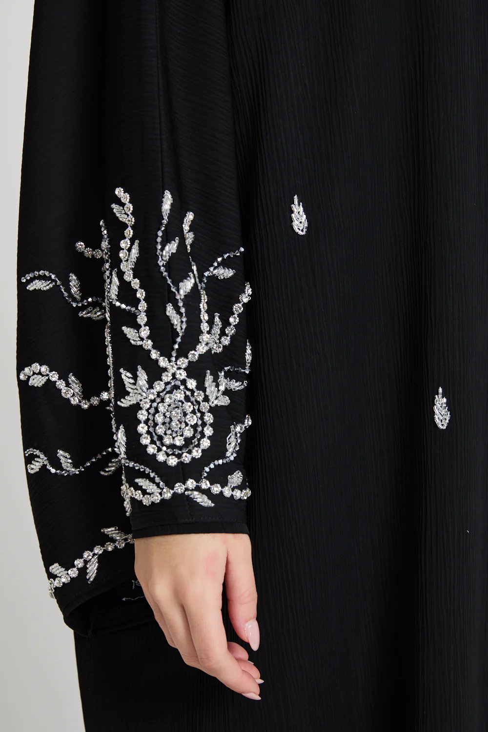 Premium Textured Embellished Open Farasha Abaya - Black