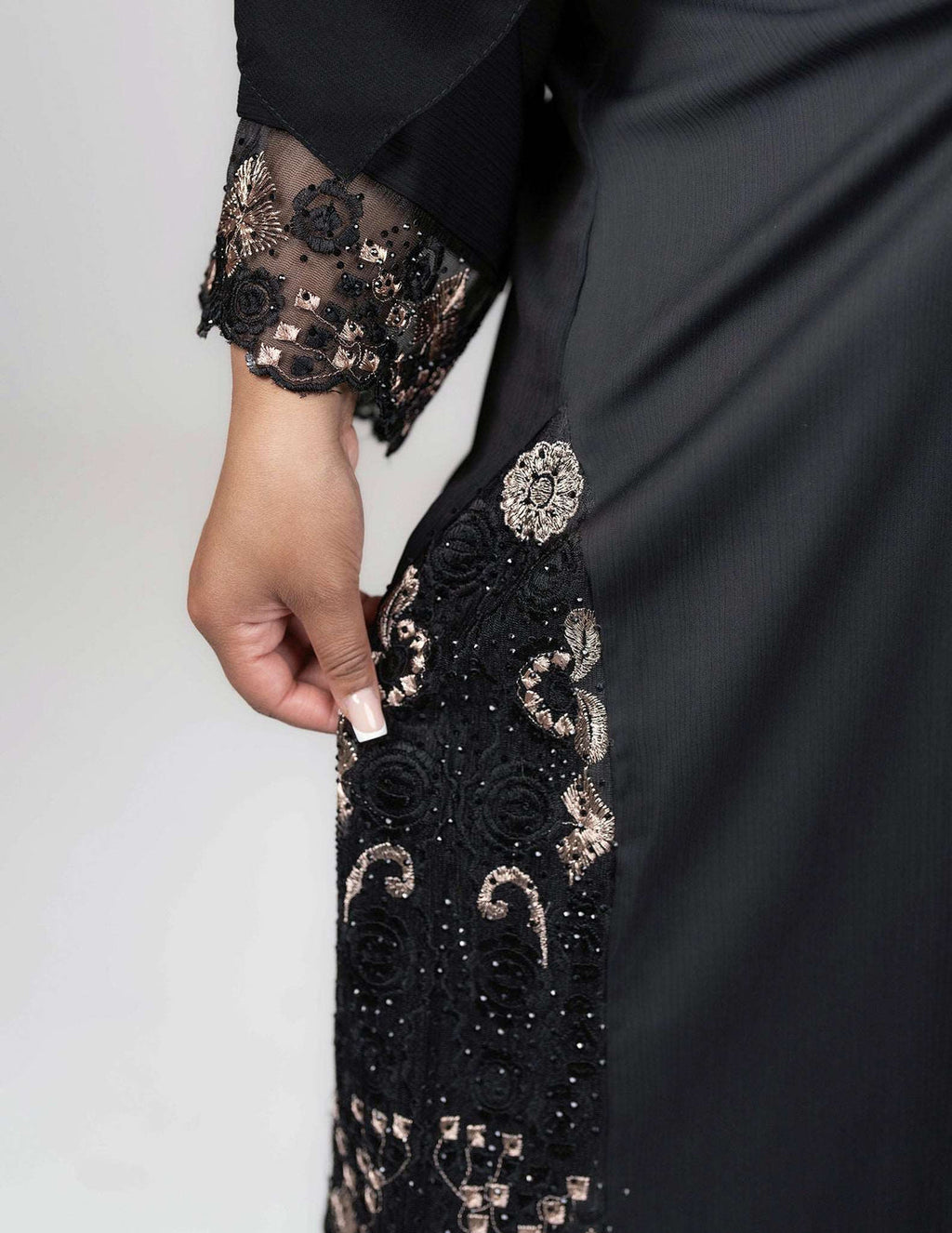 Black Lace Open 'Lima' Abaya
